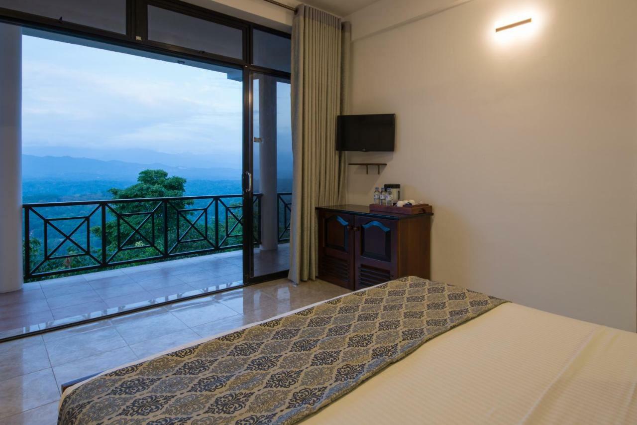 ซีโลนี พาโนรามา รีสอร์ต Hotel แคนดี้ ภายนอก รูปภาพ